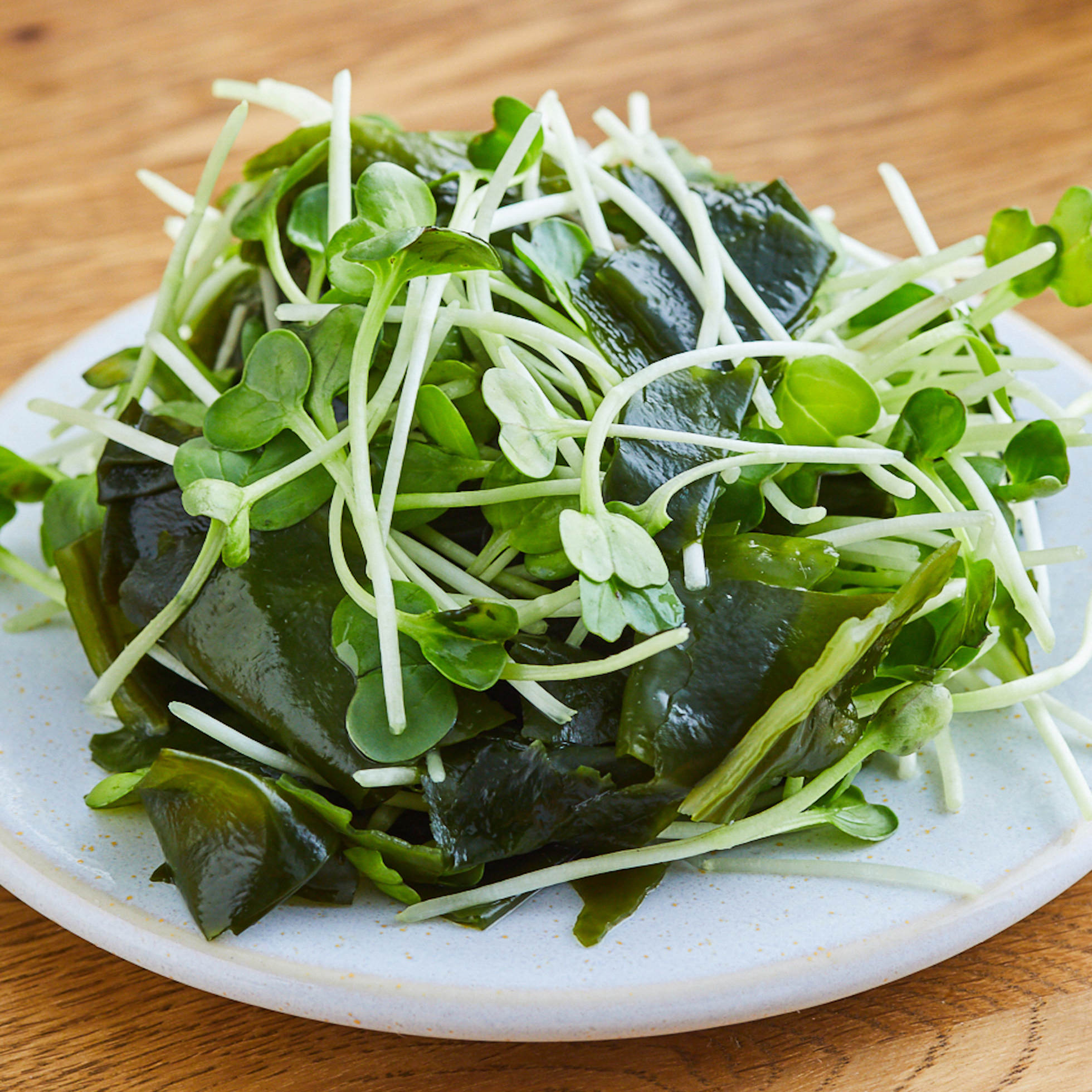 わかめと貝割れ菜の酢の物